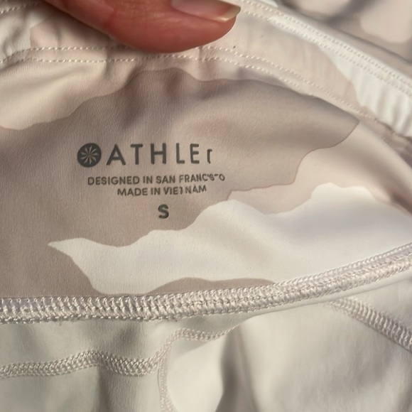 Athleta Camo Contender 7/8 Leggings - Picture 8 of 9